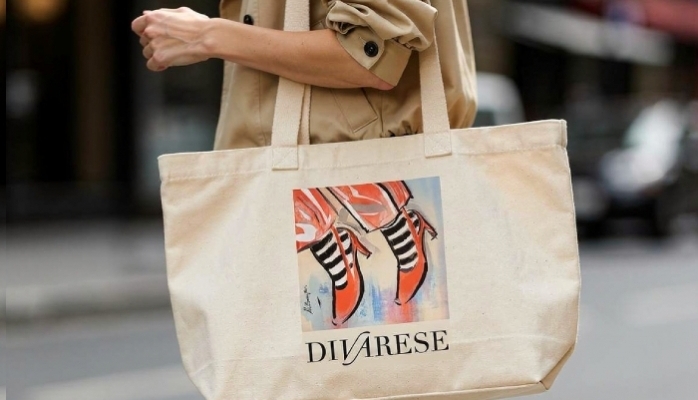 Divarese'den Anneler Günü'ne Özel Eda Zamanpur İmzalı Tote Bag Hediyesi