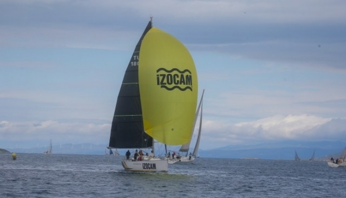 İzocam Yelken Takımı Bosphorus Cup İçin Gün Sayıyor!