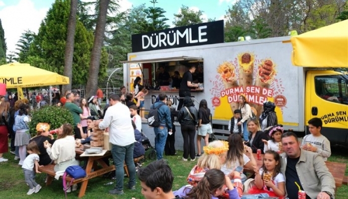 Dürümle Adana Portakal Çiçeği Karnavalı'nda Lezzet Rüzgarı Estirdi!
