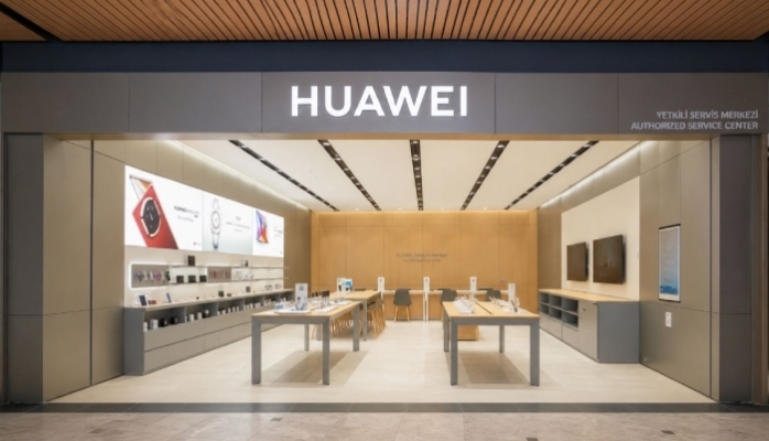 HUAWEI Türkiye'deki Yeni Deneyim Mağazasının Kapılarını Açtı