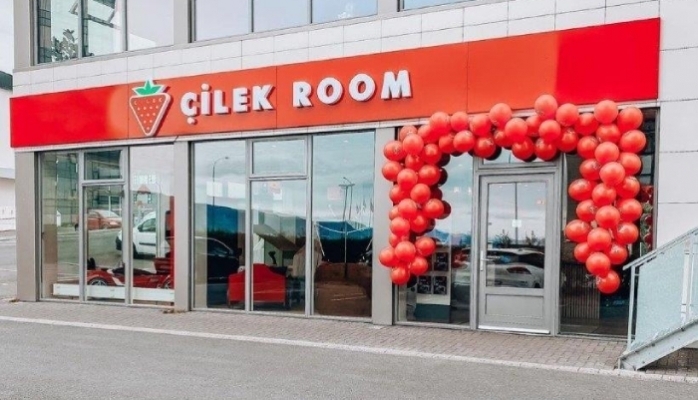 Çilek Martinik'e İlk Sevkiyatını Gerçekleştirdi!