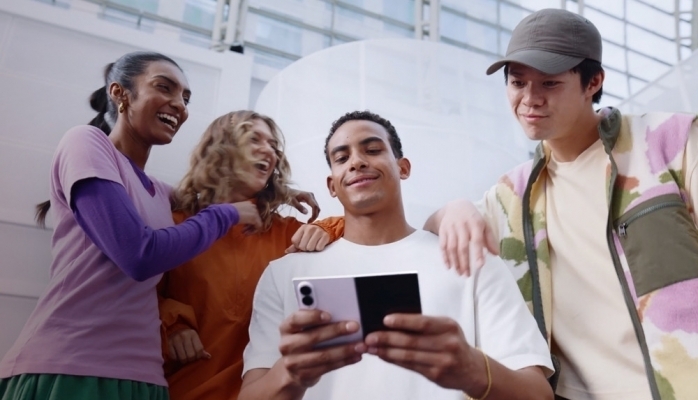 Samsung Sekizinci Nesil Galaxy Z Serisiyle Katlanabilir Deneyimi Yeni Bir Olgunluk Seviyesine Taşıyor