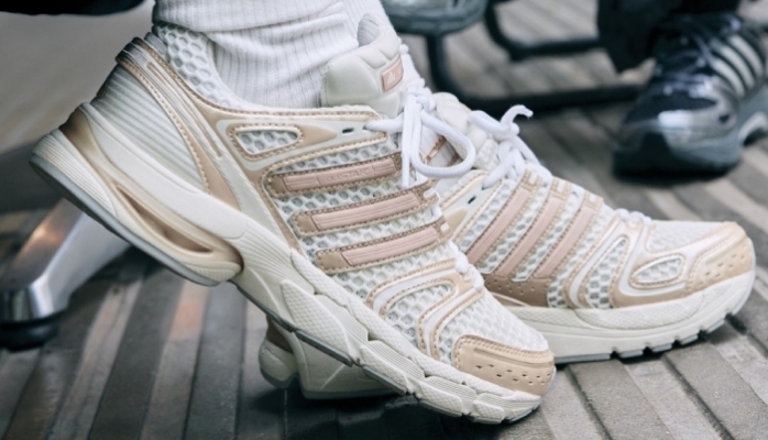 adidas ADISTAR CONTROL 5'i Yeniden Yorumladı