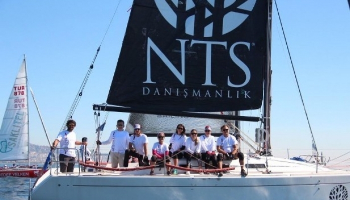 Kupalar NTS Danışmanlık Yelken Takımına !