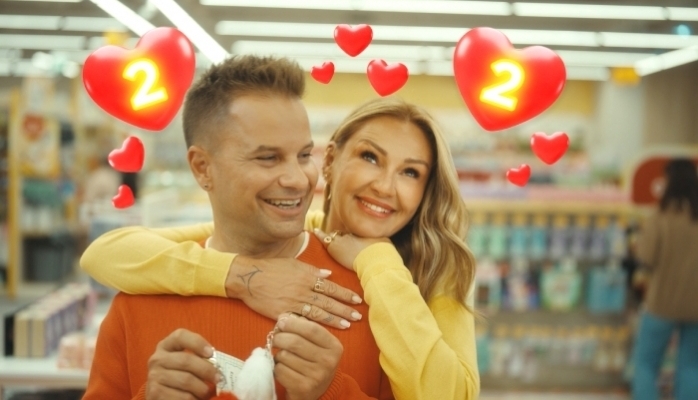 Pınar Altuğ Atacan ve Yağmur Atacan MR.DIY'in Yeni Reklam Filminde Eğlenceli Bir Alışverişe Çıkıyor 