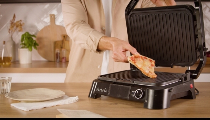 Lezzetli ve Pratik Öğünler İçin Yeni Yardımcınız: Tefal SuperGrill 3'ü 1 Arada