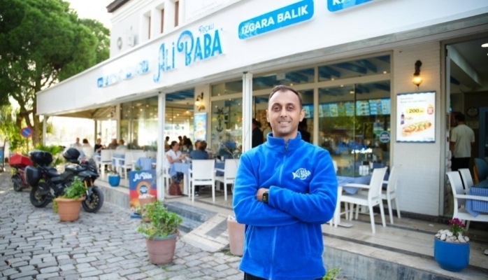 Foça'nın Ekonomisi Gastronomi Turizminden Besleniyor 