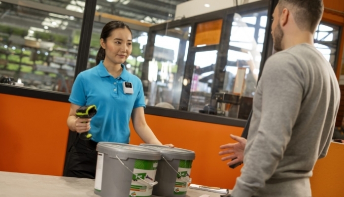 Giyilebilir Kameralar Mağaza Ortamında Esnek Bir Çözüm Olarak Dikkat Çekiyor 