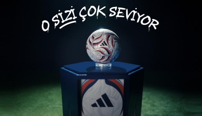adidas'tan Futbolun Tanıdık Söylemlerine Eğlenceli Yanıt: "O Sizi Çok Seviyor"