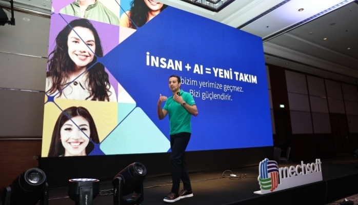 HR Summit’25 Sahnesinde Başrolde İnsan Kuliste Yapay Zeka Vardı!