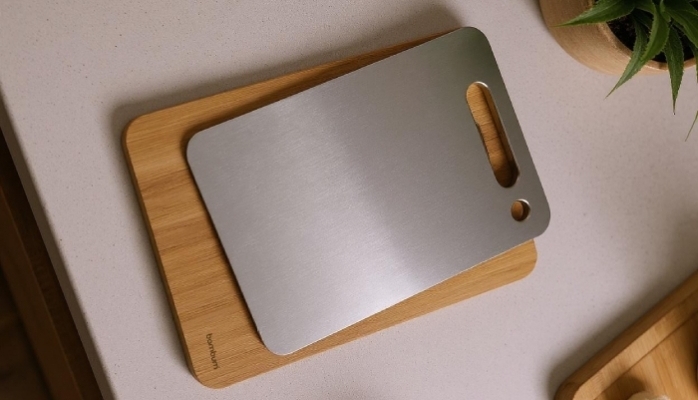 Bambum Stan Kesme Tahtası İle Çelik ve Bambu Bir Arada