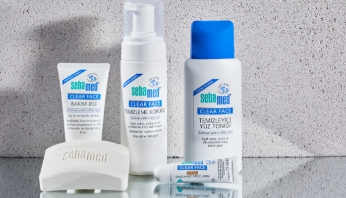 Mevsim Geçişinde Sivilceye Eğilimli Ciltlere Nazik Bakım: Sebamed Clear Face