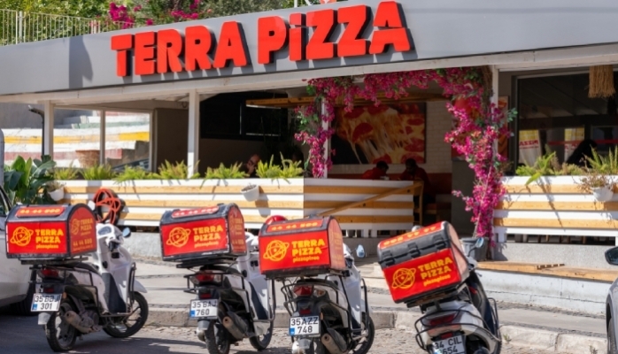 Terra Pizza'dan Yeni Lezzet: Pesto Bol Peynirli Pizza