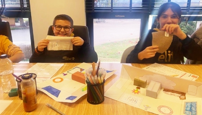 Çilek'te Geleceğin Tasarımcıları İş Başında!