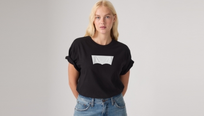 Levi's® Sınırlı Sayıda Üretilen Üzeri Kapatılan Batwing Logolu Tişörtünü Tanıttı